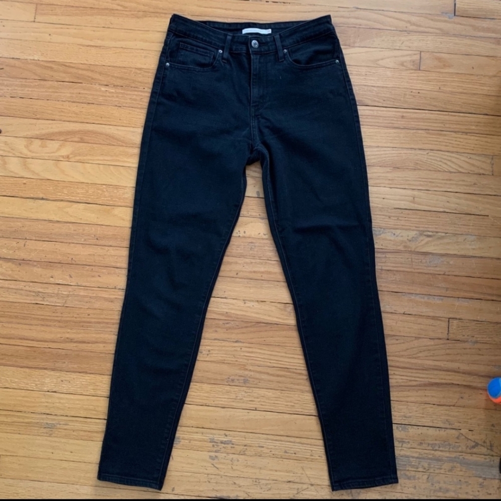 Levi’s Black 721 High Rise Skinny Jeans
